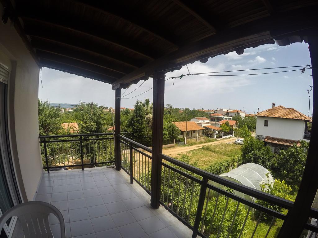 Ioannis Avrades Apartments Agiakampos  Exterior foto